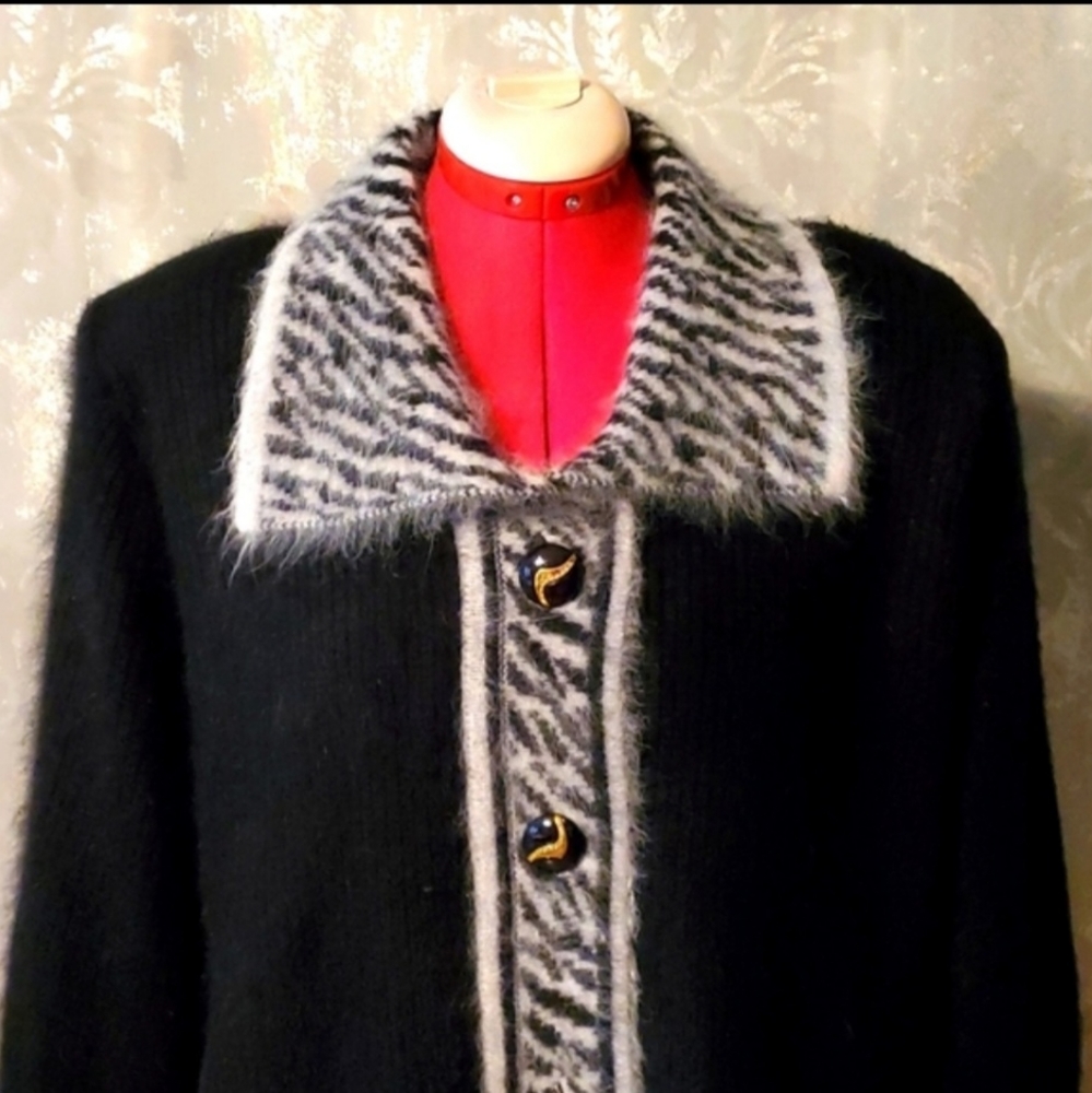 Vintage Lady Monica angora cardigan / coat
